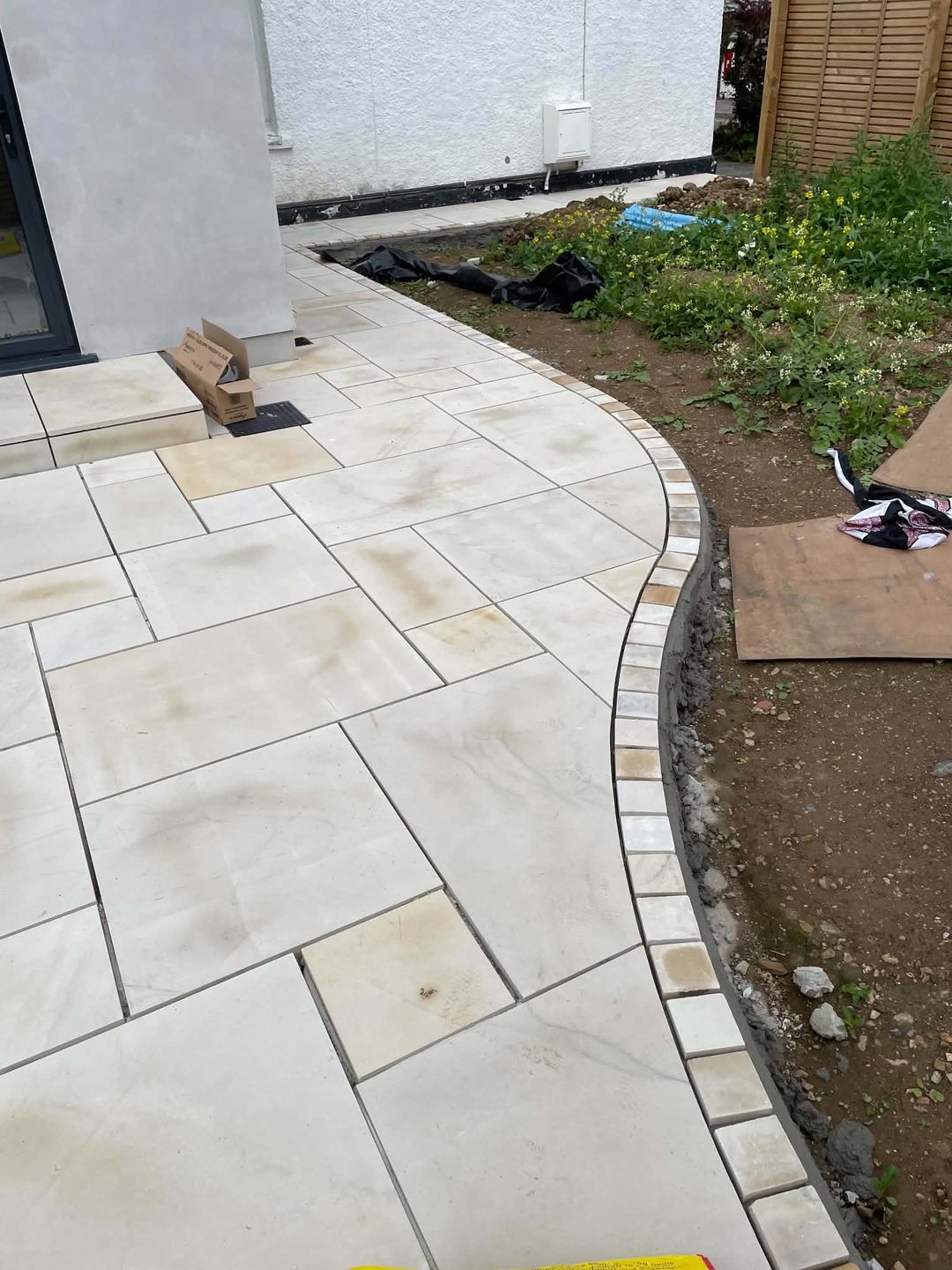 Sandstone Patio with Sett Edging